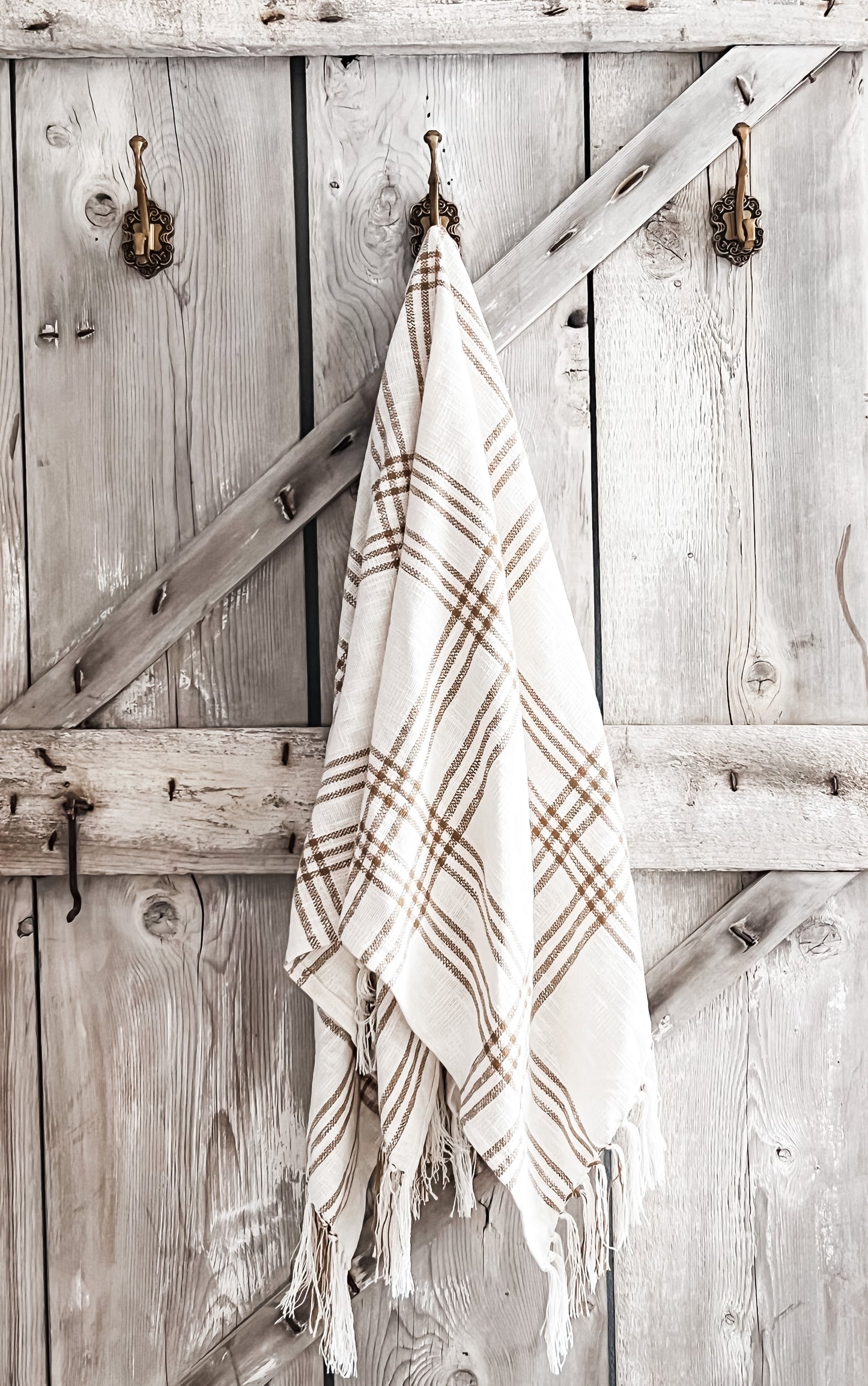 Cotswold Plaid Throw