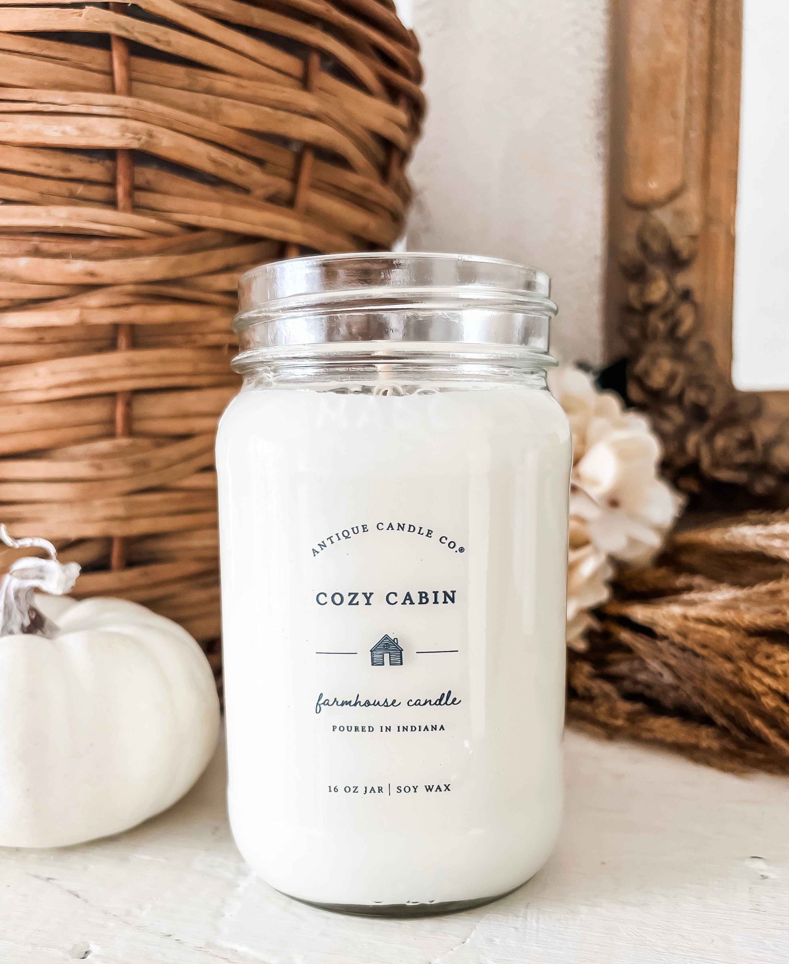 Antique Candle Co. Cozy Cabin Candle Crown & Sparrow