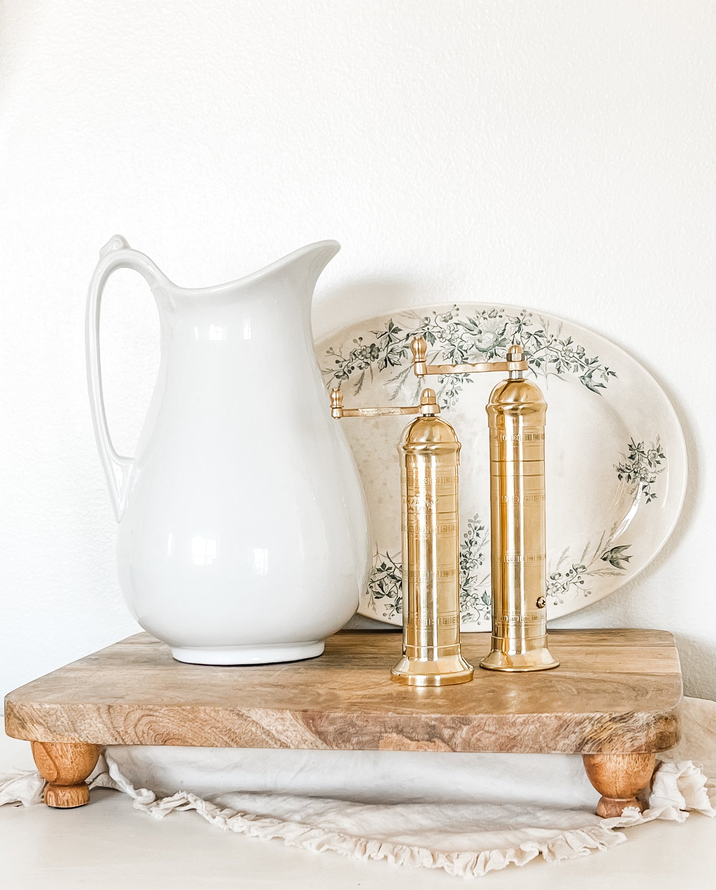 Farmhouse Footed Charcuterie Serving Board