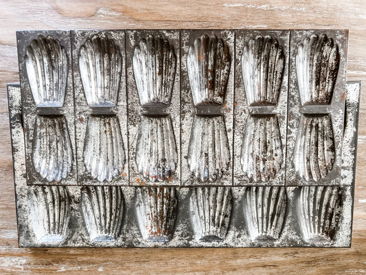 Vintage French Medeleine Pan Set