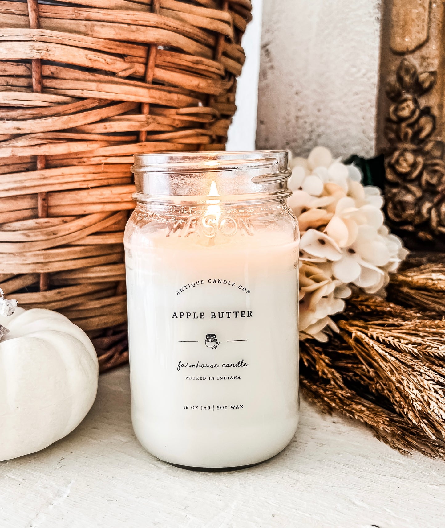 Antique Candle Co.- Apple Butter Candle