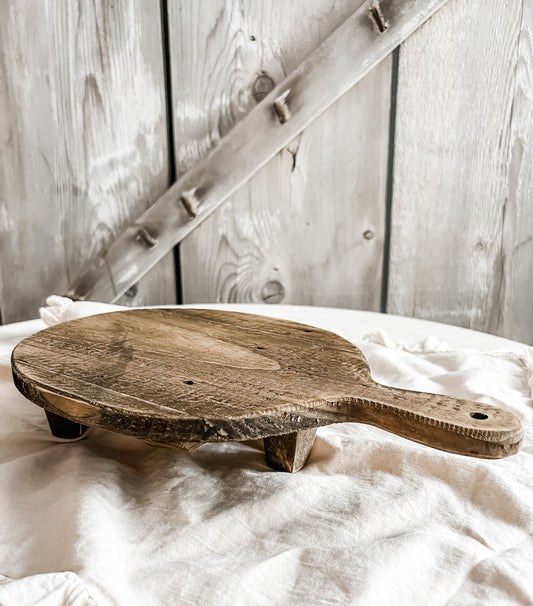 Wooden Cutting Board Riser- OVAL